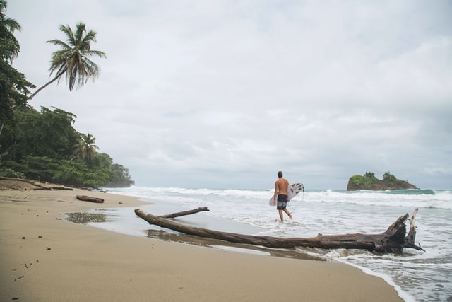 Ukrainians no longer need a visa to travel to Costa Rica